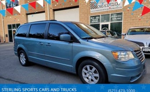 2011 Chrysler Town AND Country RT