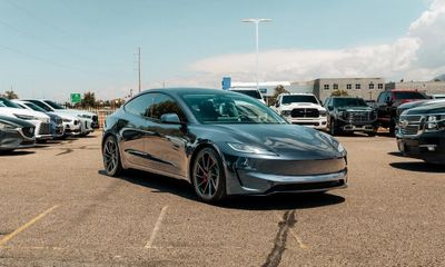 2024 Tesla Model 3 Performance