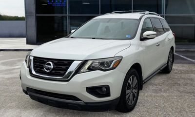 2017 Nissan Pathfinder S