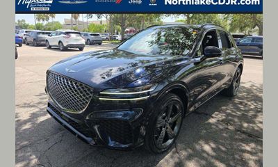 2023 Genesis GV70 2 5T Select
