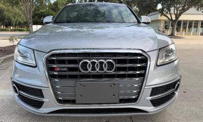2015 Audi SQ5 Premium Plus