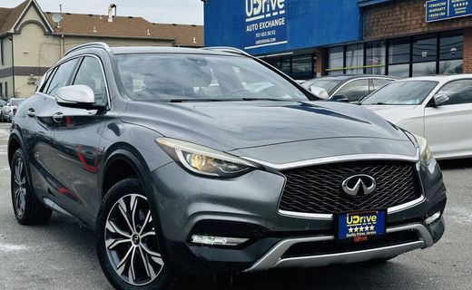2017 Infiniti QX30 Premium