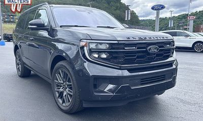 2025 Ford Expedition Platinum