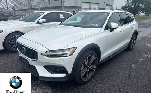2024 Volvo V60CC Plus