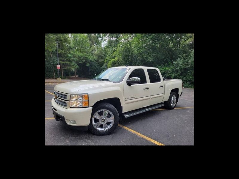 2013 Chevrolet Silverado — a typically priced live listing