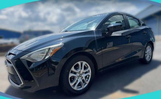 2017 Toyota Yaris IA Base