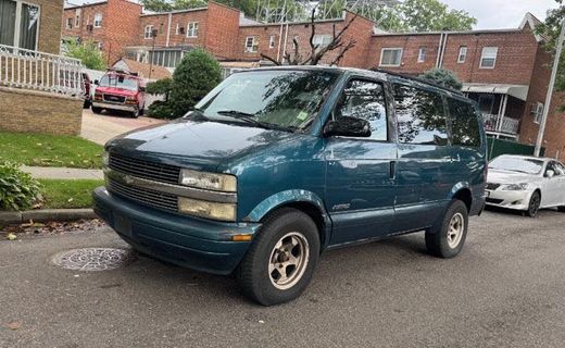 2000 Chevrolet Astro VAN Base