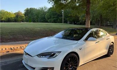2020 Tesla Model S Long Range