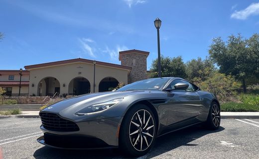 2017 Aston Martin DB11 V12 Coupe