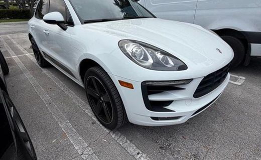2016 Porsche Macan S