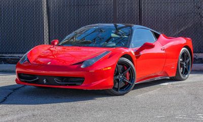 2010 Ferrari 458 Italia Coupe