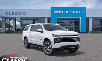 2026 Chevrolet Suburban LT