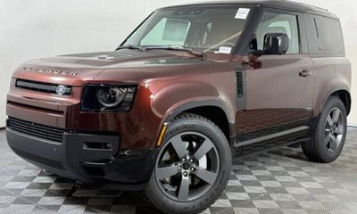 2026 Land Rover Defender X Dynamic SE