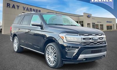 2023 Ford Expedition Platinum