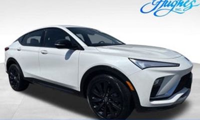 2025 Toyota Corolla Cross XLE