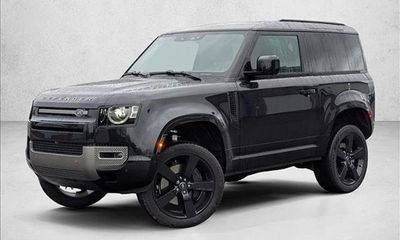 2025 Land Rover Defender 90 SE
