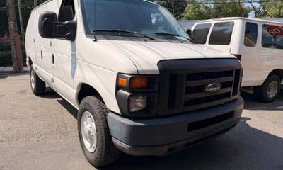 2011 Ford Econoline E 350 Super