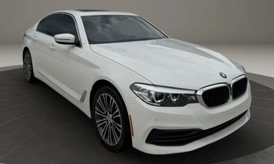 2020 BMW 530i