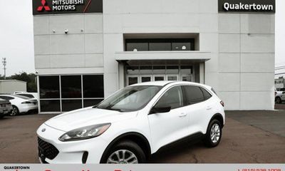 2022 Ford Escape SE Fhev