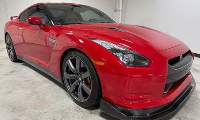2010 Nissan GT-R Premium