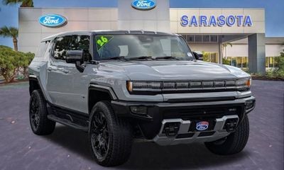 2026 GMC Hummer EV SUV 2X
