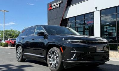 2025 Jeep Wagoneer S Limited