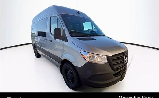 2025 Mercedes-Benz Sprinter 907