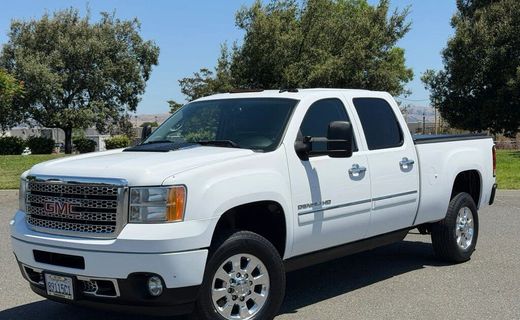 2011 GMC Sierra Denali