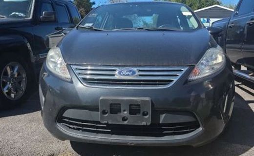 2013 Ford Fiesta SE