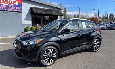 2019 Nissan Kicks S
