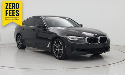 2022 BMW 530E E xDrive