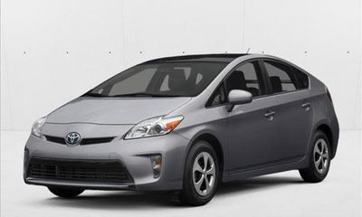 2013 Toyota Prius TWO