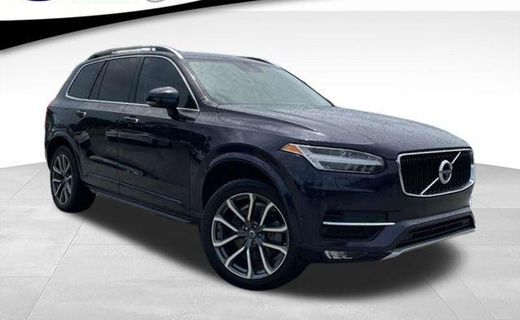 2017 Volvo XC90 Momentum