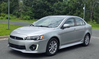 2016 Mitsubishi Lancer ES