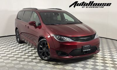 2019 Chrysler Pacifica Touring L Plus