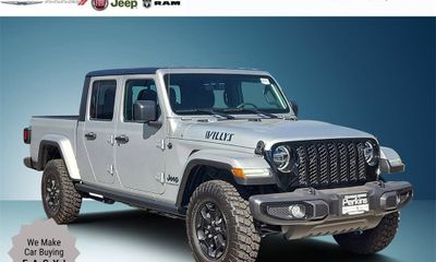 2022 Jeep Gladiator Sport