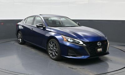 2024 Nissan Altima SR