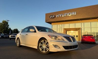 2013 Hyundai Genesis 3 8 Premium