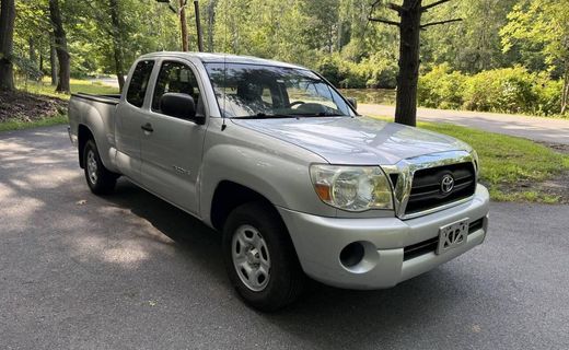 2005 Toyota Tacoma DLX