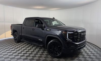 2025 GMC Sierra Elevation