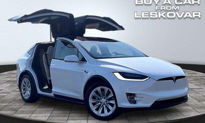 2020 Tesla Model X Long Range