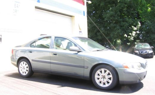 2004 Volvo S60