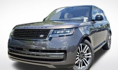 2023 Land Rover Range SE