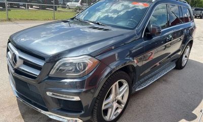 2015 Mercedes-Benz GL-Class GL550 4MATIC
