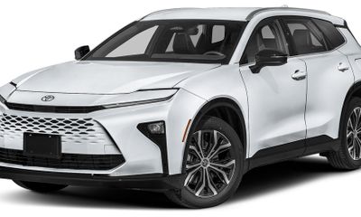 2026 Toyota Crown Signia Limited