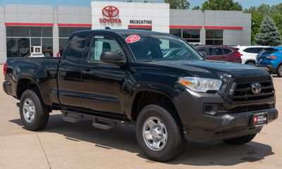 2023 Toyota Tacoma SR5