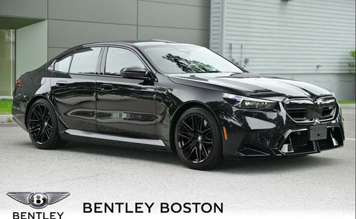 2025 BMW M5