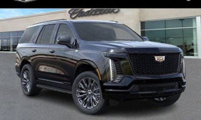 2026 Land Rover Discovery P360 Dynamic SE