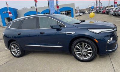 2024 Buick Enclave Avenir