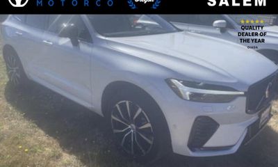 2024 Volvo XC60 Plus Dark